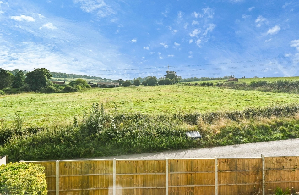 Appleton View, East Tisted, Alton, GU34 - Charters