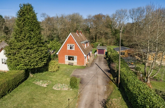 Telegraph Lane, Four Marks, Alton, Hampshire, GU34 - Charters