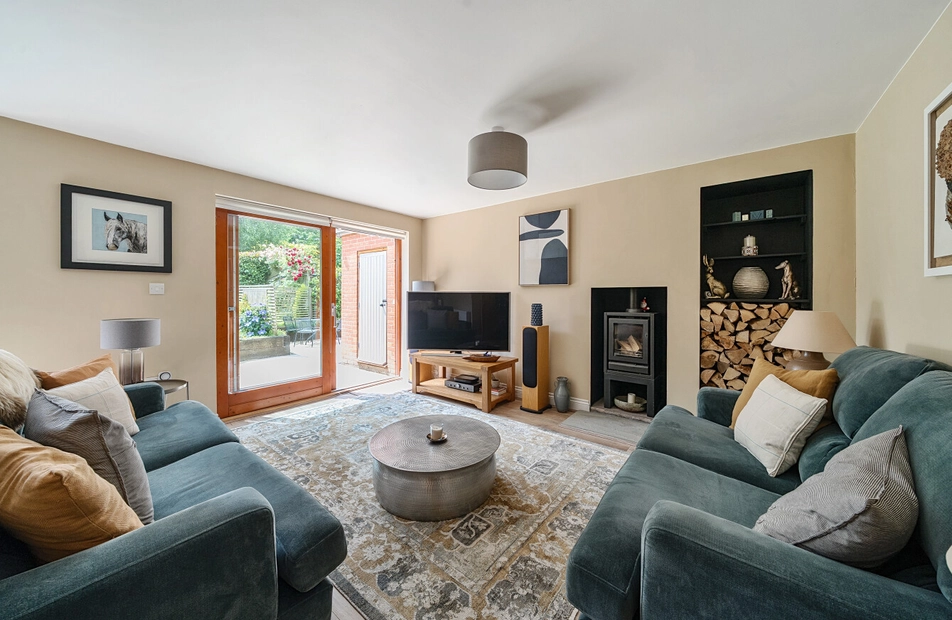 Wyck Lane, East Worldham, Alton, Hampshire, GU34 - Charters