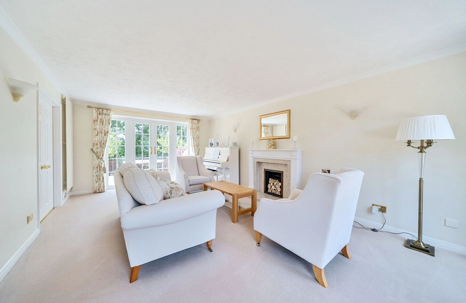 Dukes Close, Alton, Hampshire, GU34 - Charters