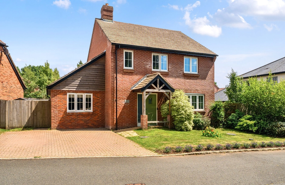 Elderberry Way, Medstead, Alton, Hampshire, GU34 - Charters