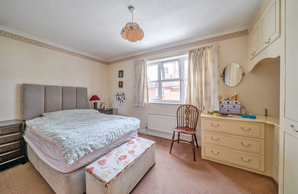 Lenten Street, Alton, Hampshire, GU34 - Charters