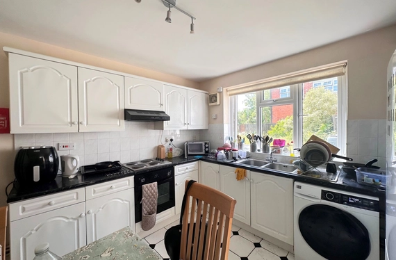 Earls Road, Southampton, Hampshire, SO14 - Charters