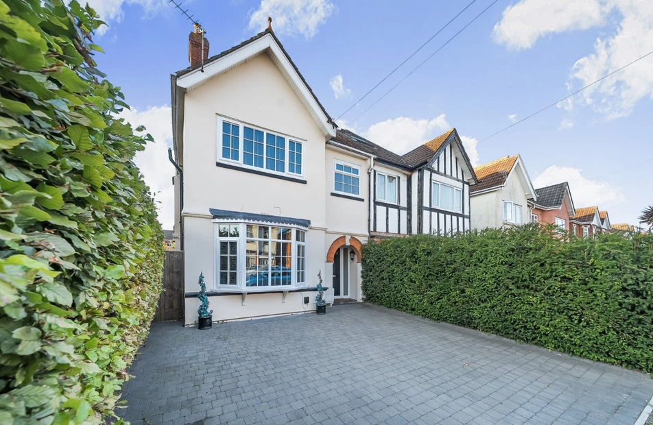 Millais Road, Southampton, Hampshire, SO19 - Charters