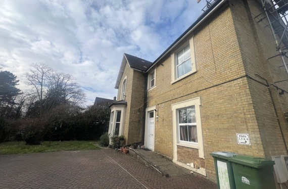 Swift Road, Southampton, Hampshire, SO19 - Charters