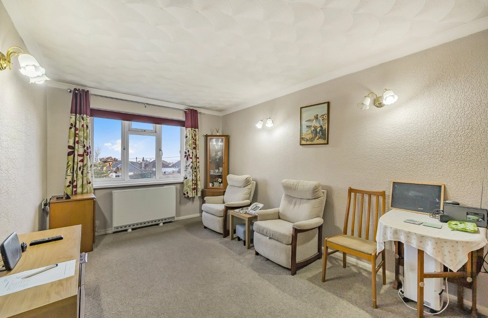 Victor Court, 80 Thornhill Park Road, Southampton, Hampshire, SO18 - Charters