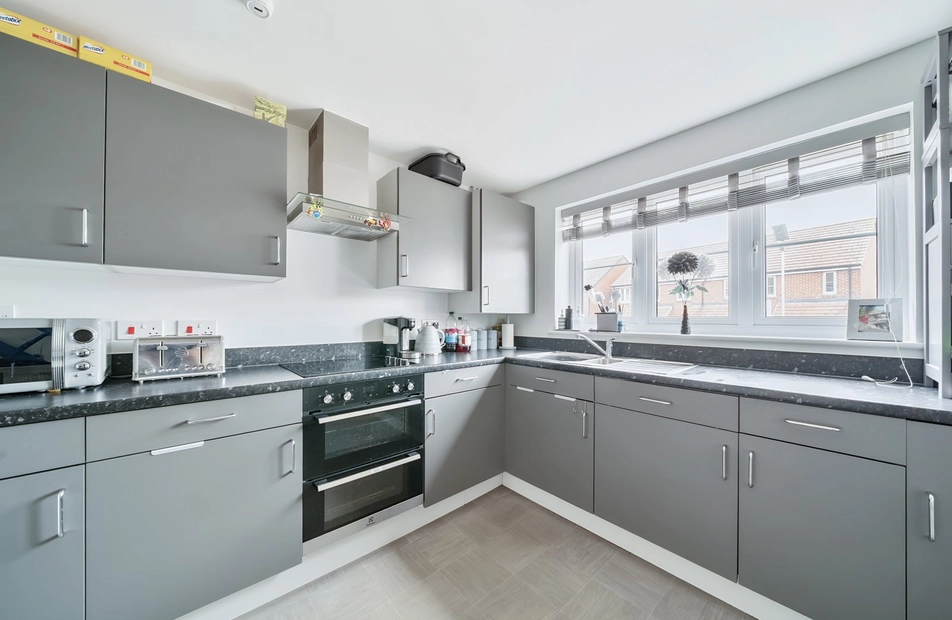 Goater Way, Fair Oak, Eastleigh, SO50 - Charters