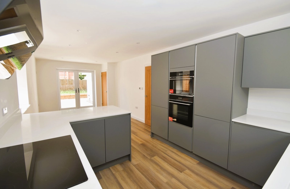 The Avenue, Fareham, Hampshire, PO14 - Charters