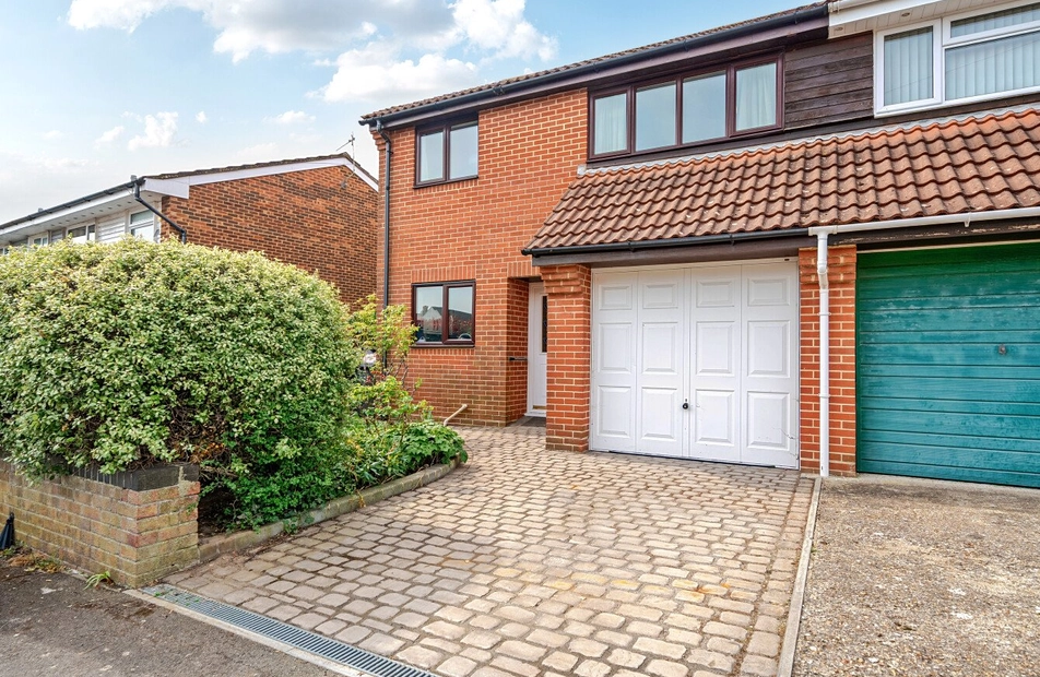 Thetford Road, Gosport, Hampshire, PO12 - Charters