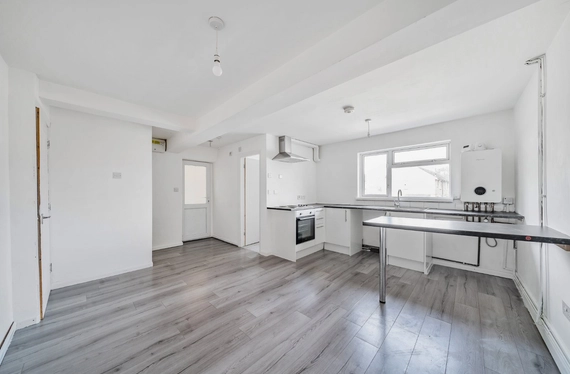 Winterslow Drive, Havant, PO9 - Charters