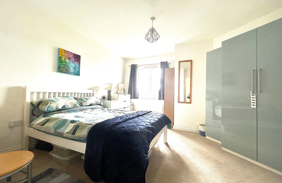 Freeley Road, Havant, Hampshire, PO9 - Charters