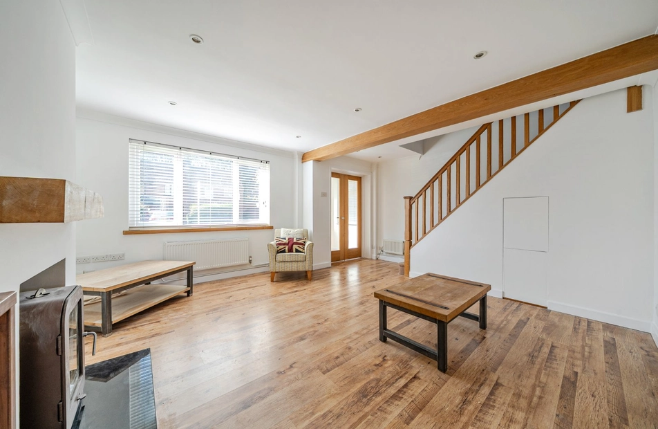 Winchfield Crescent, Havant, Hampshire, PO9 - Charters