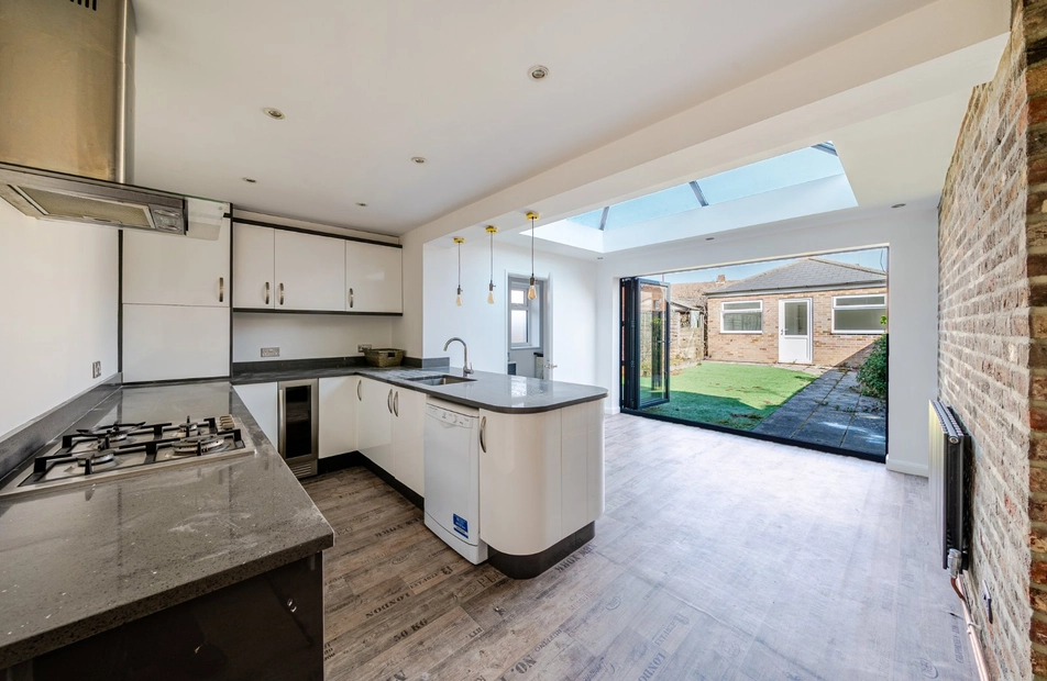 Winchfield Crescent, Havant, Hampshire, PO9 - Charters