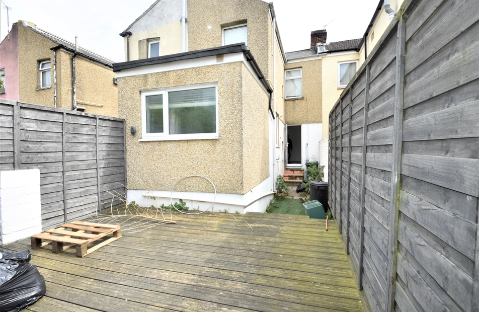 Adames Road, Portsmouth, PO1 - Charters