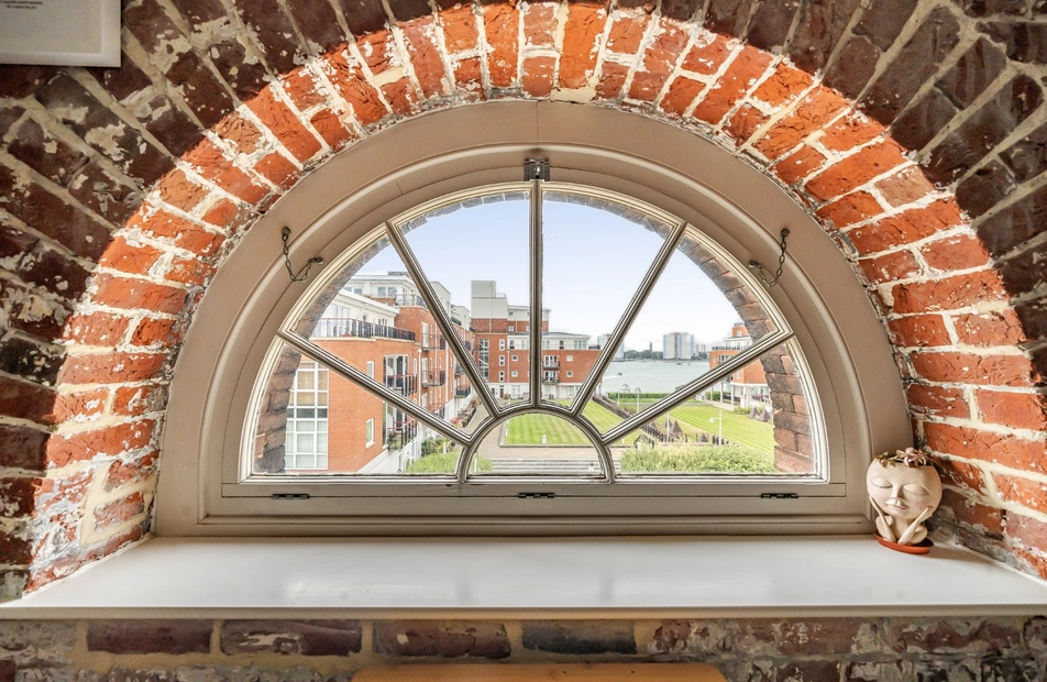 Gunwharf Quays, Portsmouth, PO1 - Charters