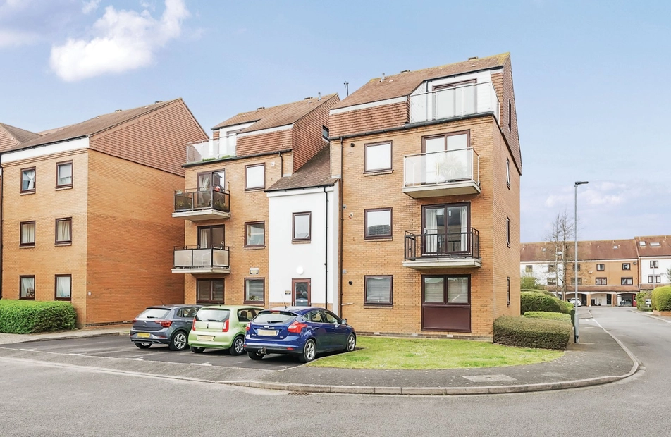 Horse Sands Close, Southsea, Hampshire, PO4 - Charters