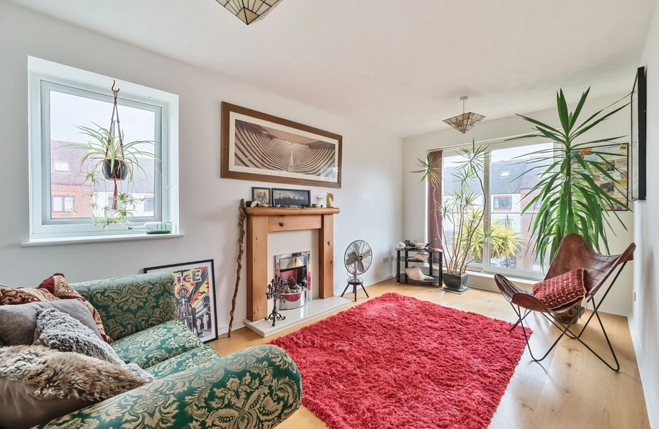 Horse Sands Close, Southsea, Hampshire, PO4 - Charters