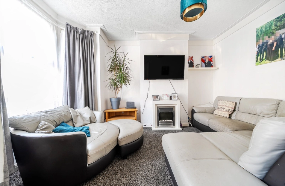 Epworth Road, Portsmouth, Hampshire, PO2 - Charters