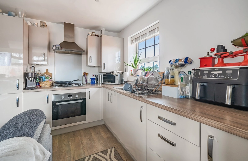 Gloucester Drive, Sarisbury Green, Southampton, Hants, SO31 - Charters