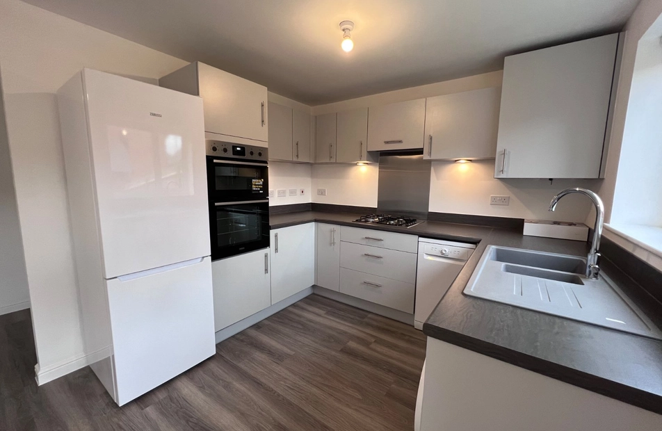Stonyfield Road, Whiteley, Fareham, PO15 - Charters