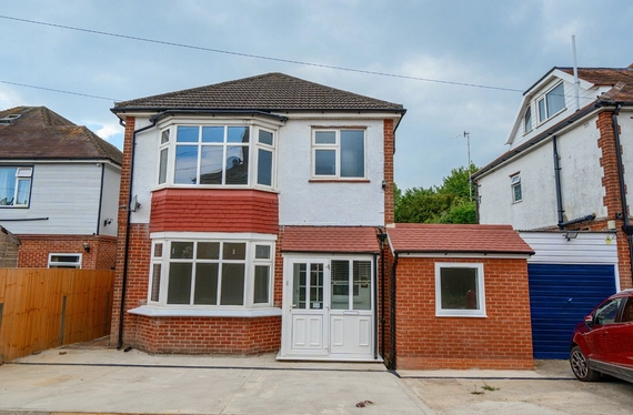 Portsdown Hill Road, Havant, Hampshire, PO9 - Charters