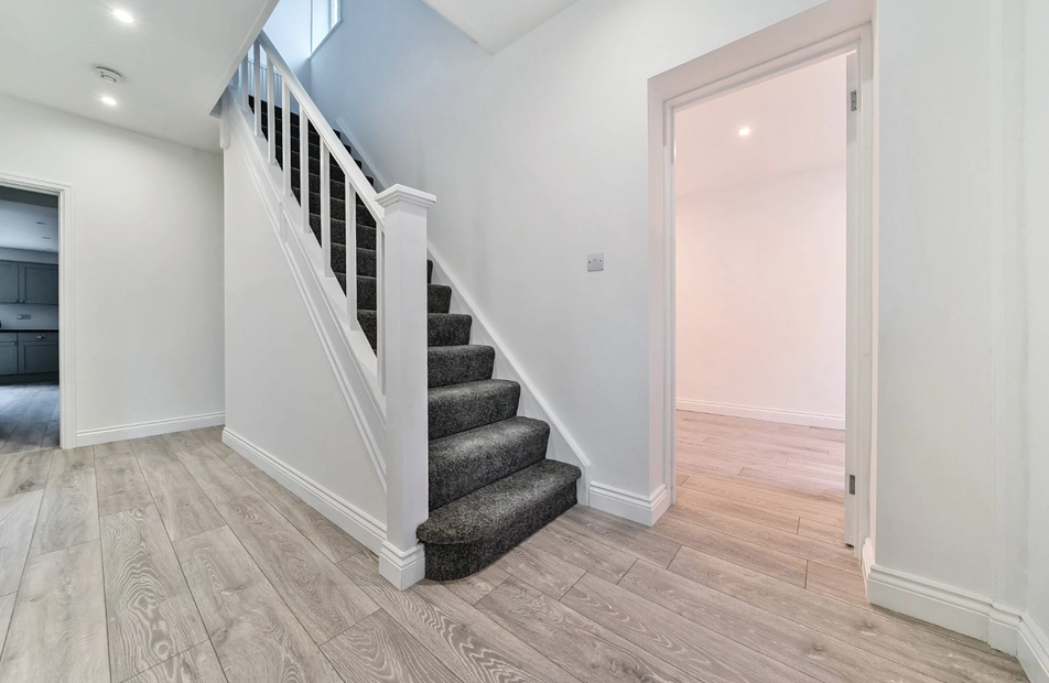 Portsdown Hill Road, Havant, Hampshire, PO9 - Charters