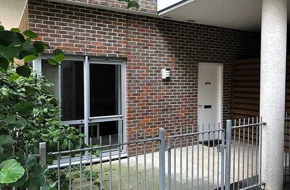 Cross Street, Portsmouth, Hampshire, PO1 - Charters