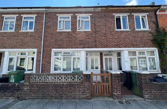 Pretoria Road, Southsea, Hampshire, PO4 - Charters