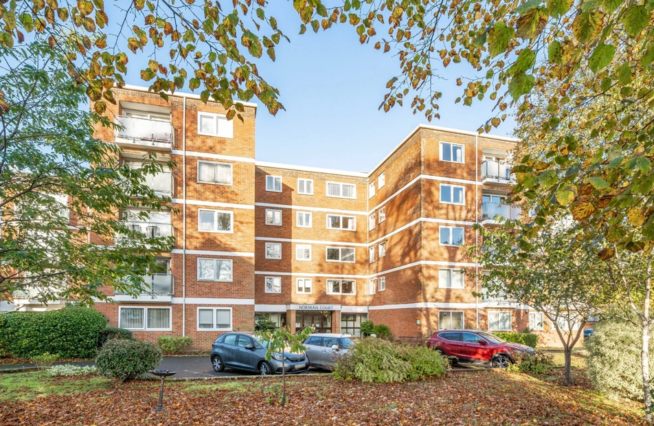 Craneswater Park, Southsea, Hampshire, PO4 - Charters