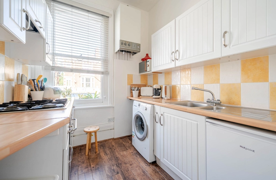 Elm Grove, Southsea, Hampshire, PO5 - Charters