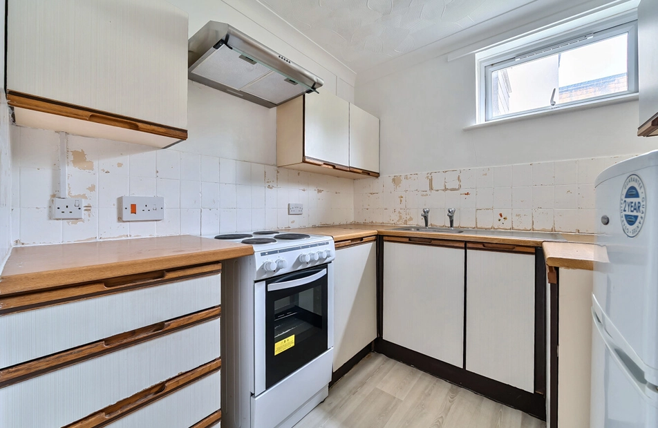 Cecil Place, Southsea, Hampshire, PO5 - Charters