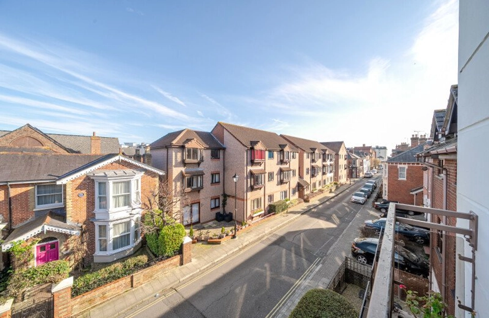 Florence Road, Southsea, Hampshire, PO5 - Charters
