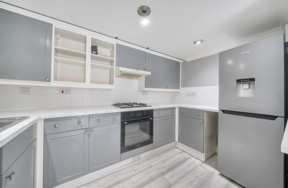 Auckland Road East, Southsea, Hampshire, PO5 - Charters