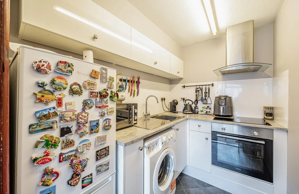 Castle Road, Southsea, Hampshire, PO5 - Charters