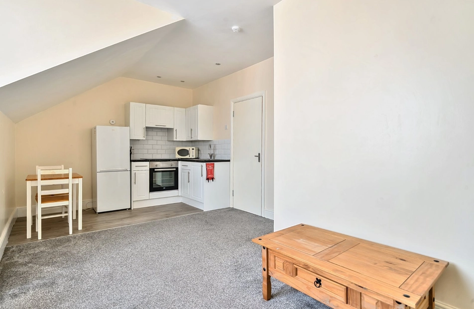 Bembridge Crescent, Southsea, Hampshire, PO4 - Charters