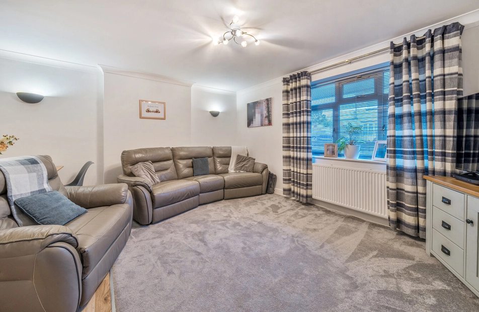 The Old Priory Mews, Victoria Road, Bishop's Waltham, Hampshire, SO32 - Charters