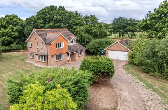 Mislingford Road, Swanmore, Southampton, Hampshire, SO32 - Charters