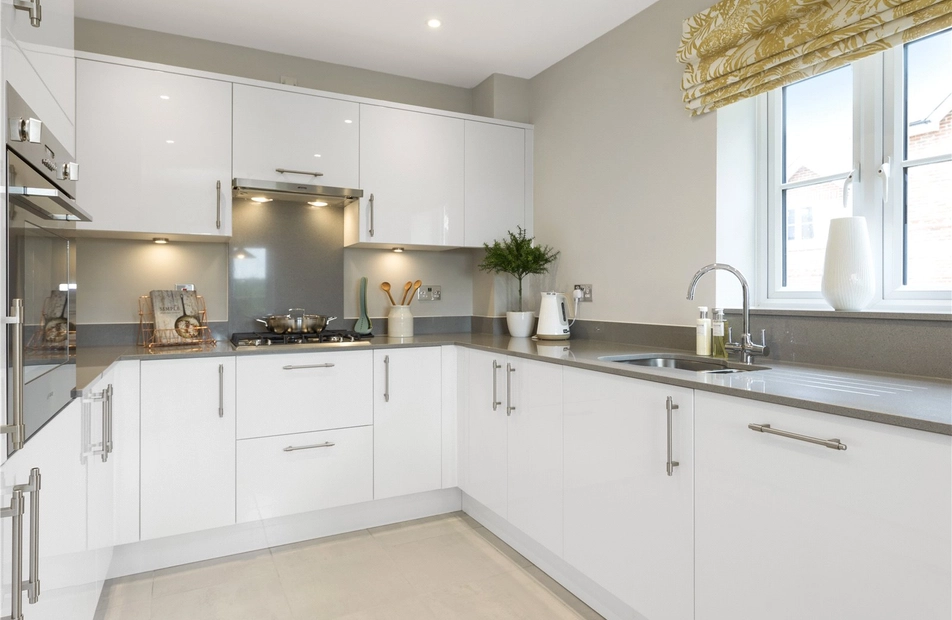 Bishop's Garden, Winchester Road, Wickham, Fareham, PO17 - Charters