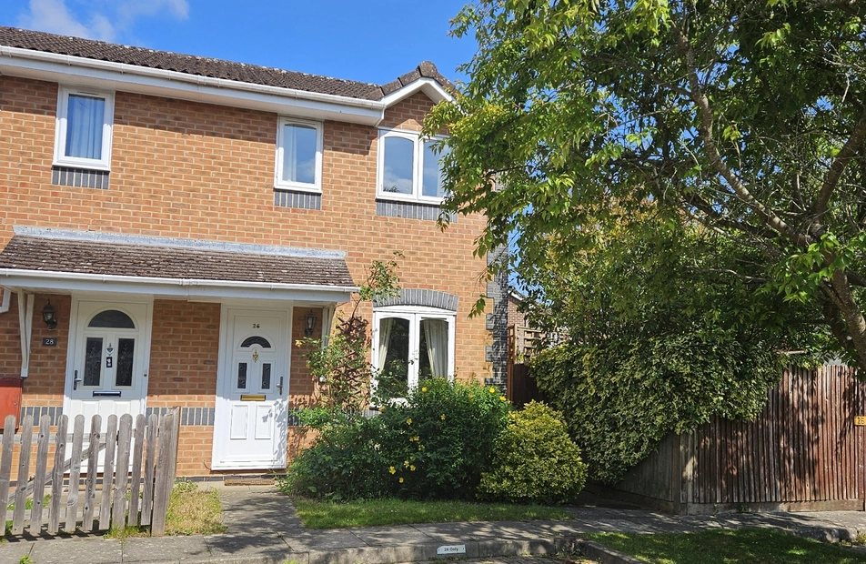 Cherry Gardens, Bishops Waltham, Southampton, Hampshire, SO32 - Charters