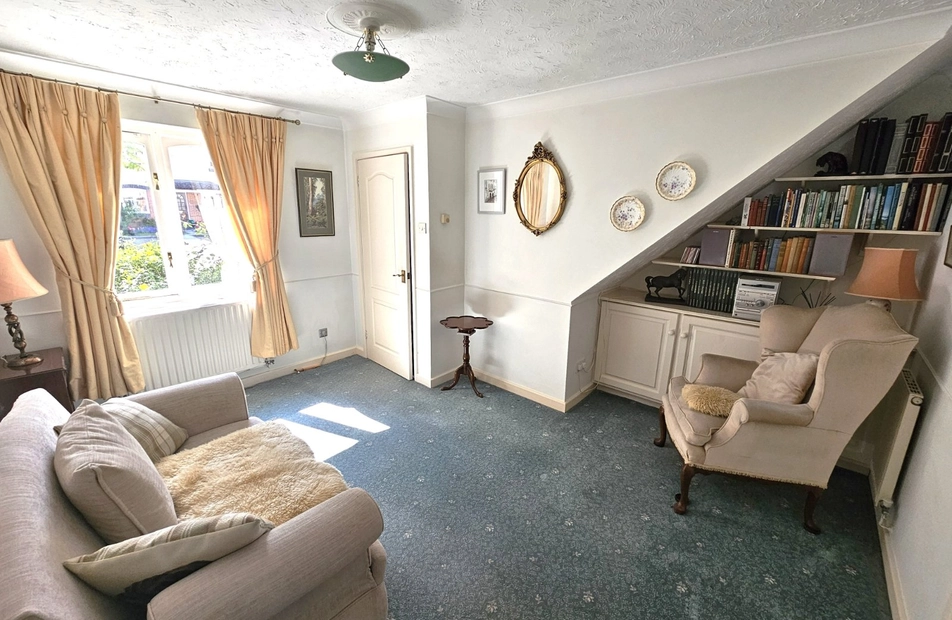 Cherry Gardens, Bishops Waltham, Southampton, Hampshire, SO32 - Charters