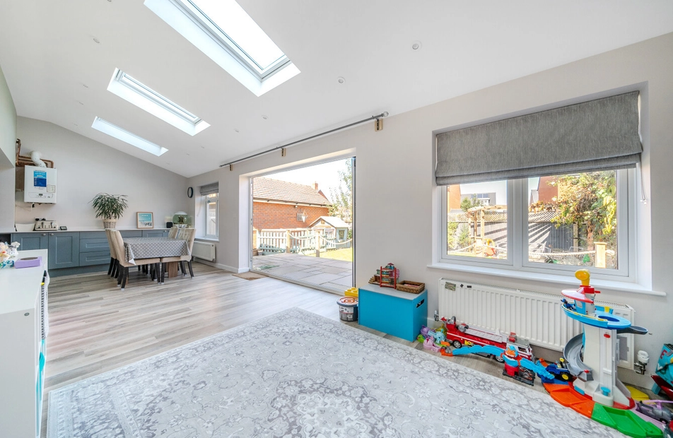 Pearce Row, Botley, Southampton, Hampshire, SO32 - Charters