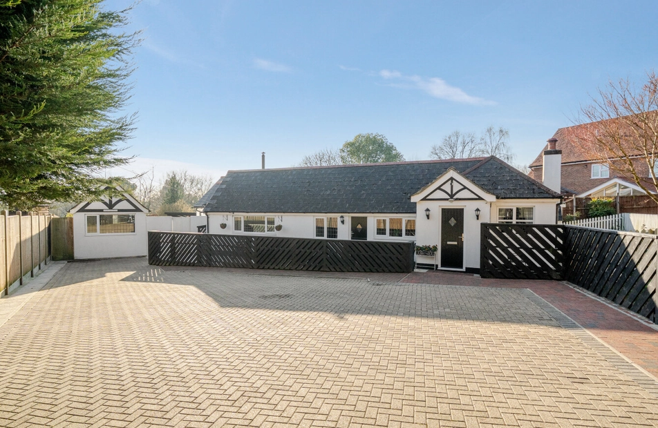Turkey Island, Shedfield, Southampton, Hampshire, SO32 - Charters