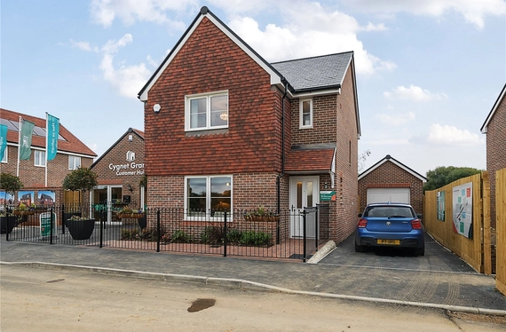 New Road, Swanmore, Southampton, Hampshire, SO32 - Charters