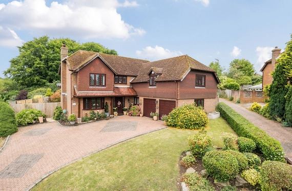 Chestnut Rise, Droxford, Southampton, Hampshire, SO32 - Charters