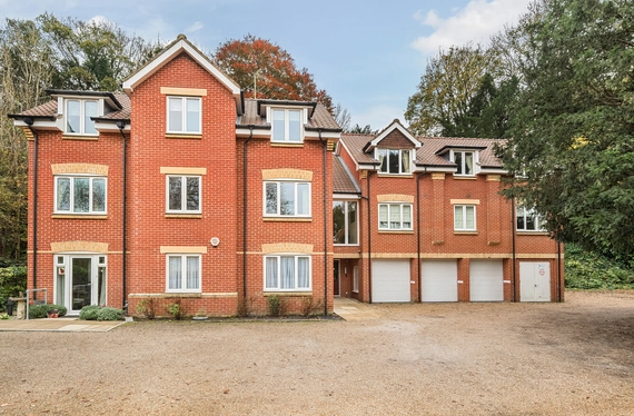 Lower Lane, Bishops Waltham, Southampton, Hampshire, SO32 - Charters