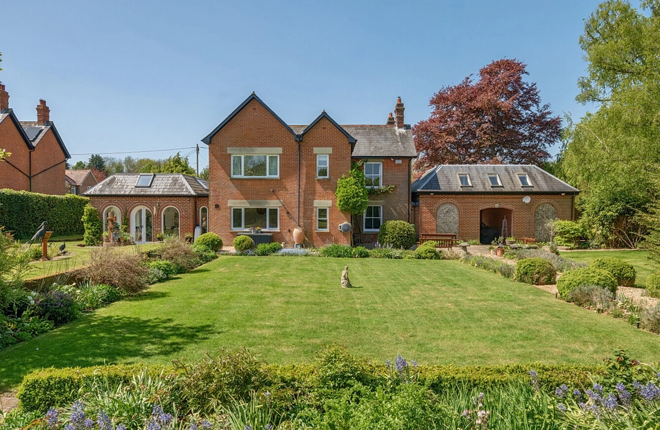 Station Road, Soberton, Southampton, Hampshire, SO32 - Charters
