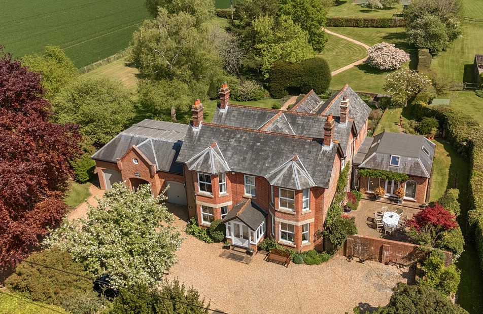 Station Road, Soberton, Southampton, Hampshire, SO32 - Charters