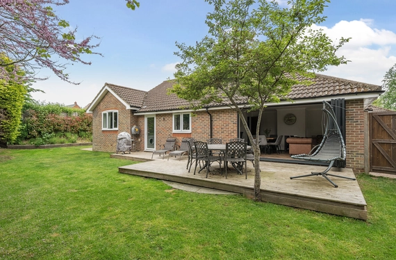 Clubhouse Lane, Waltham Chase, Southampton, Hampshire, SO32 - Charters