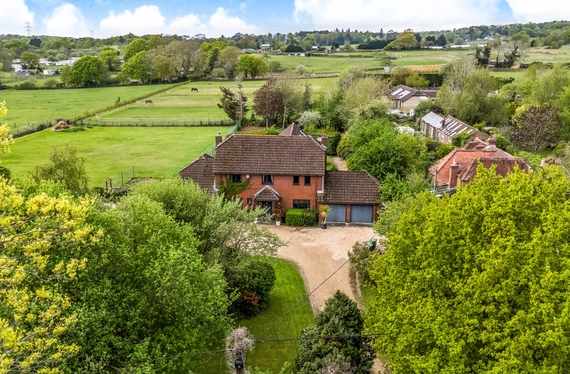 Trampers Lane, North Boarhunt, Fareham, PO17 - Charters