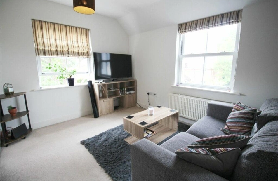 Elim Close, Bishops Waltham, Southampton, Hampshire, SO32 - Charters